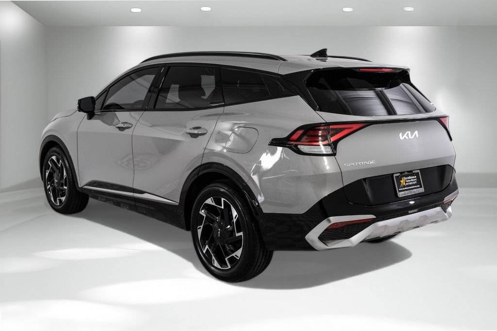 Used 2024 Kia Sportage SX image 9