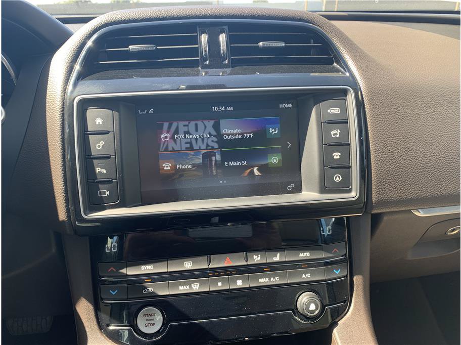 Used 2018 Jaguar F-PACE Prestige AWD/4WD image 12