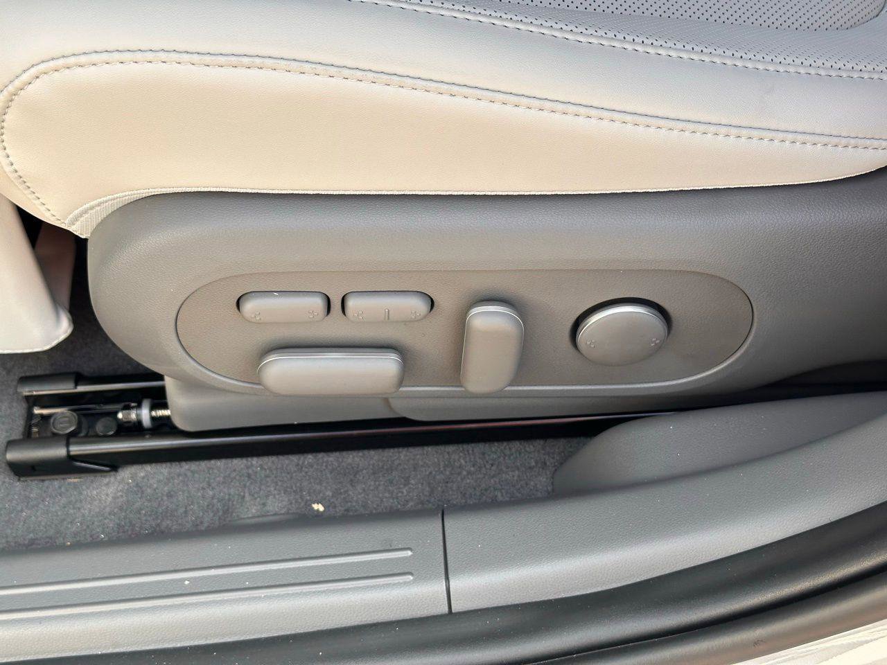 New 2026 Hyundai Ioniq 5 Limited image 26