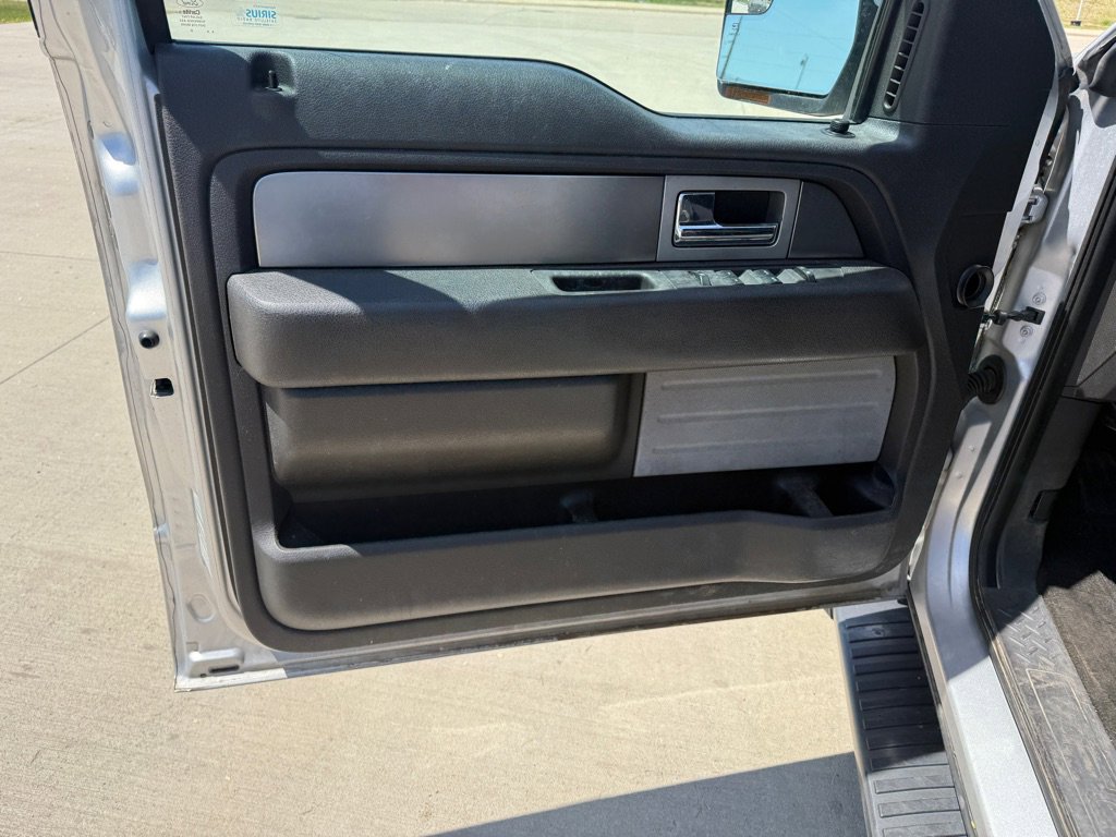 Used 2014 Ford F150 FX4 w/ Equipment Group 402A Luxury AWD/4WD image 10
