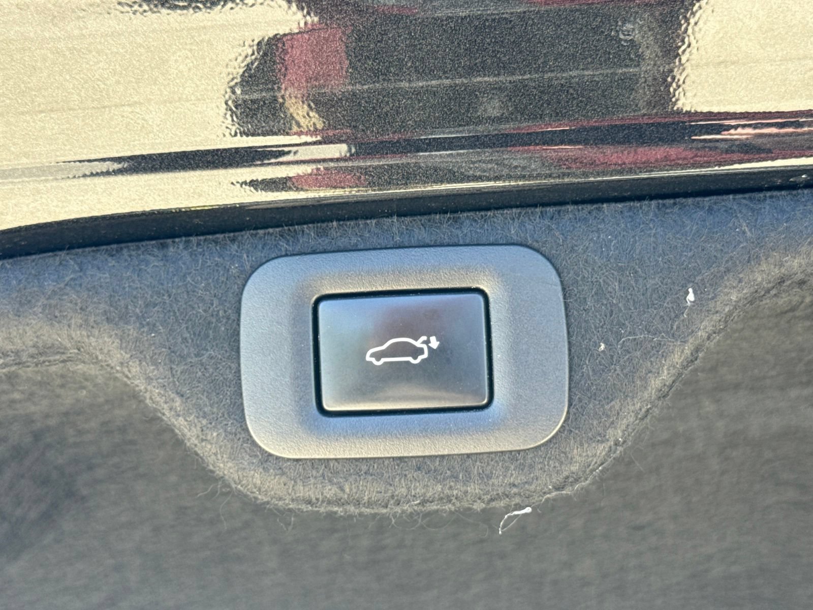 Used 2023 Lexus ES 300h w/ Accessory Package (Z1) FWD image 17