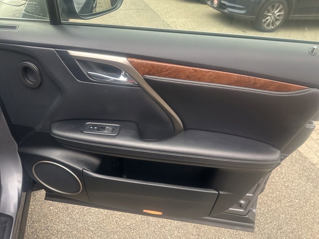 Used 2021 Lexus RX 450hL AWD w/ Premium Package image 38