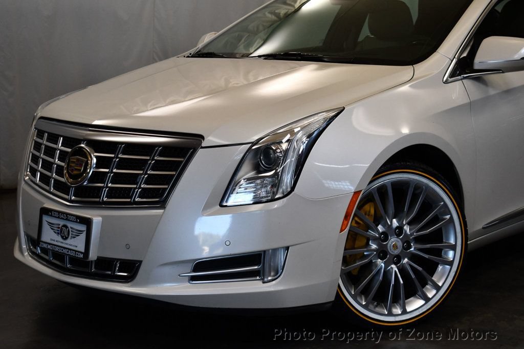 Used 2013 Cadillac XTS Premium FWD image 2