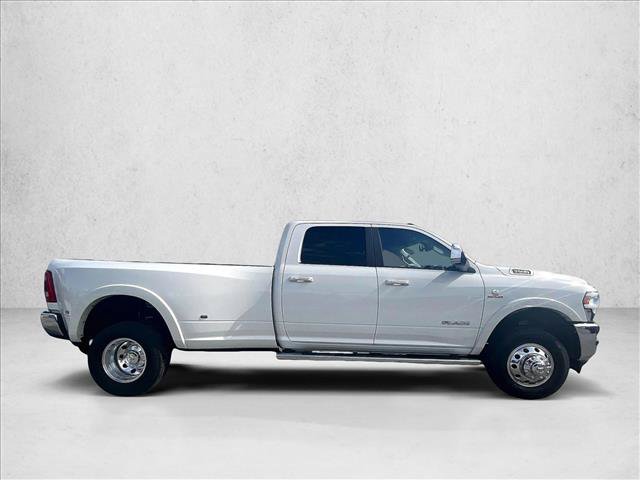 Used 2022 RAM 3500 Laramie AWD/4WD image 5