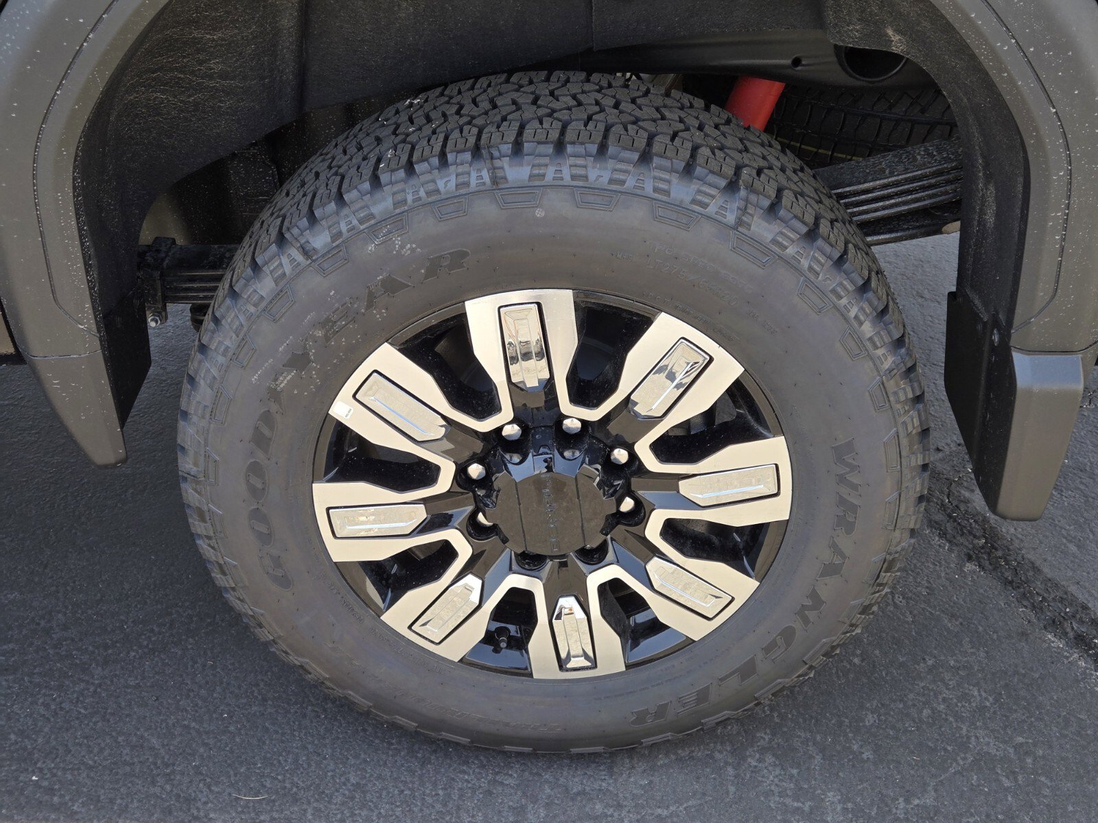 New 2025 GMC Sierra 2500 Denali w/ Denali Reserve Package image 5