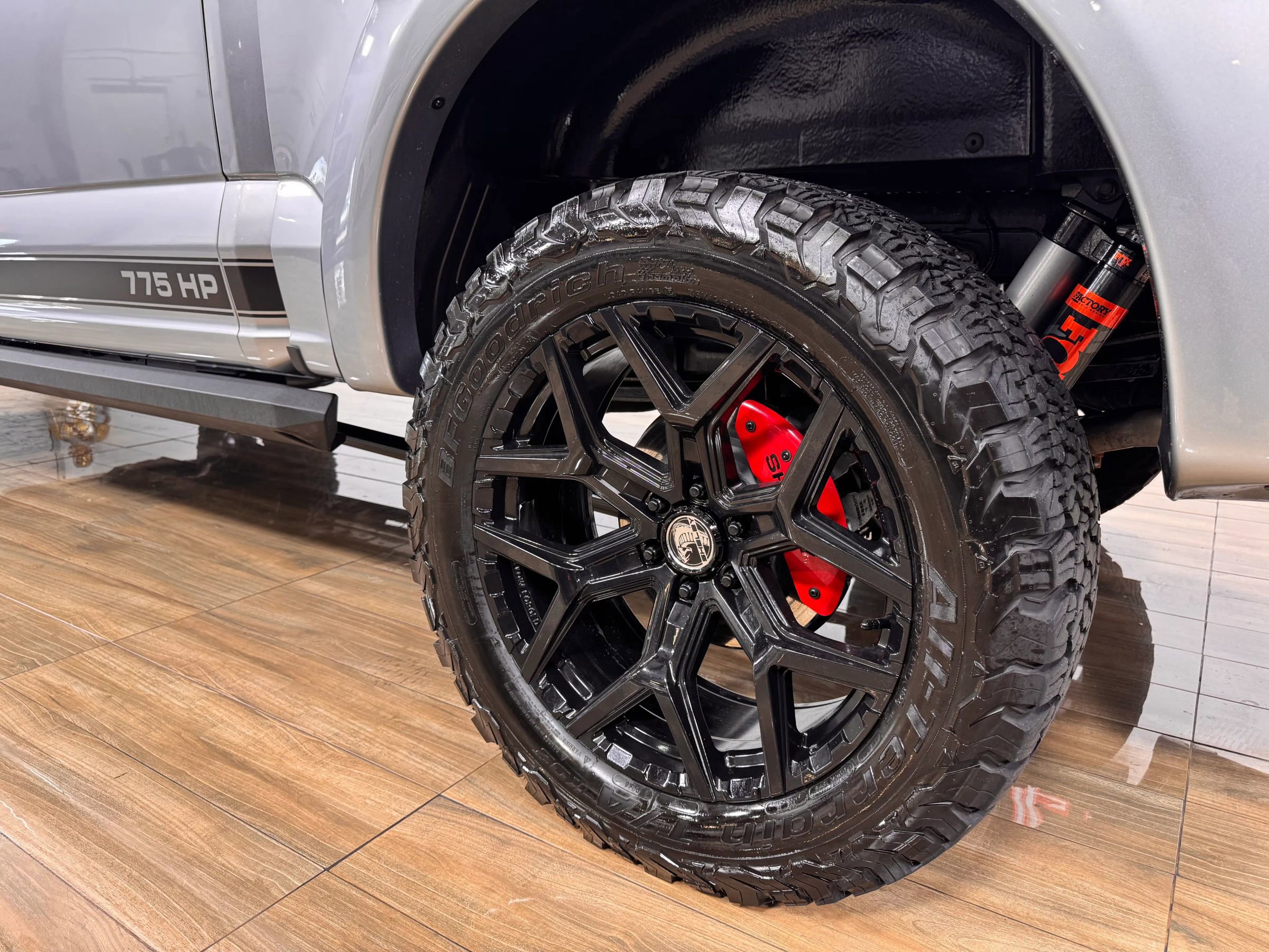 Used 2022 Ford F150 Lariat Limited w/ Equipment Group 502A High image 12