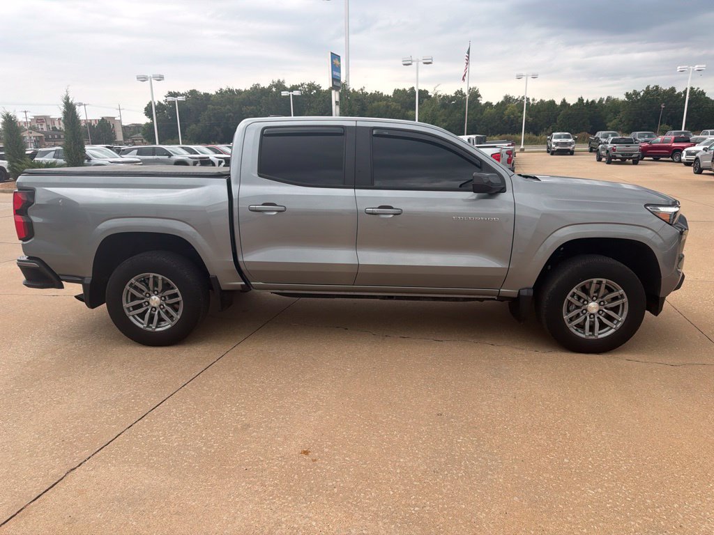 Used 2023 Chevrolet Colorado LT w/ LT Convenience Package III RWD image 4