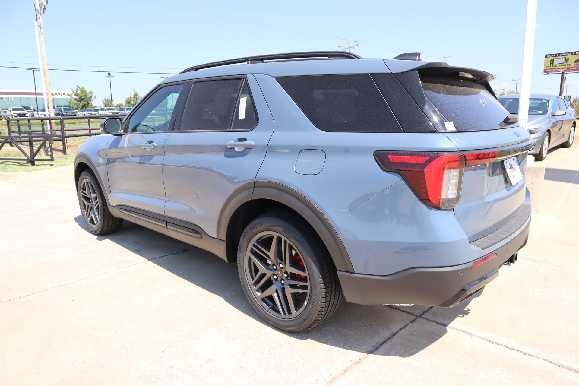 New 2026 Ford Explorer ST-Line w/ ST-Line Street Pack AWD/4WD image 27