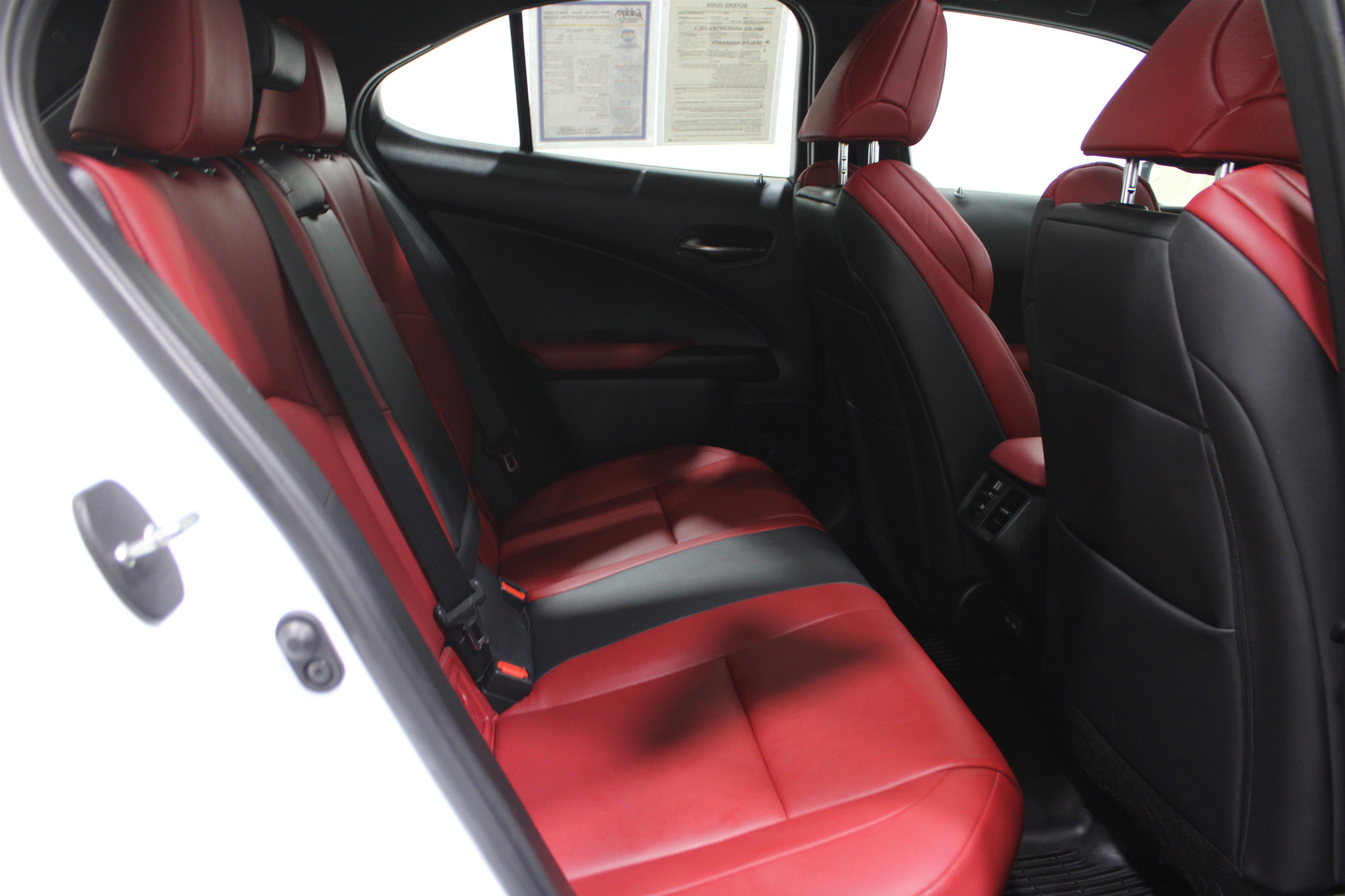 Used 2024 Lexus UX 250h F Sport image 27