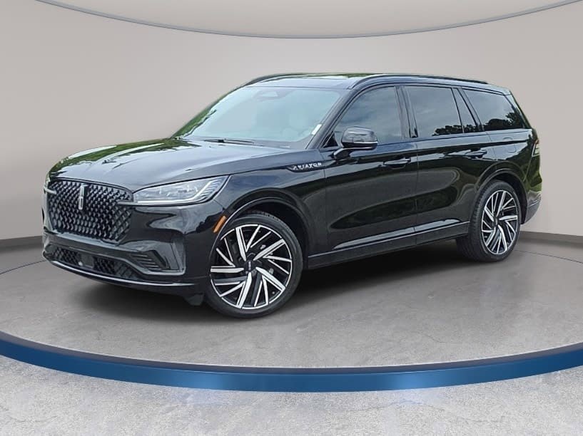 Used 2026 Lincoln Aviator Black Label w/ Jet Appearance Package AWD/4WD image 1