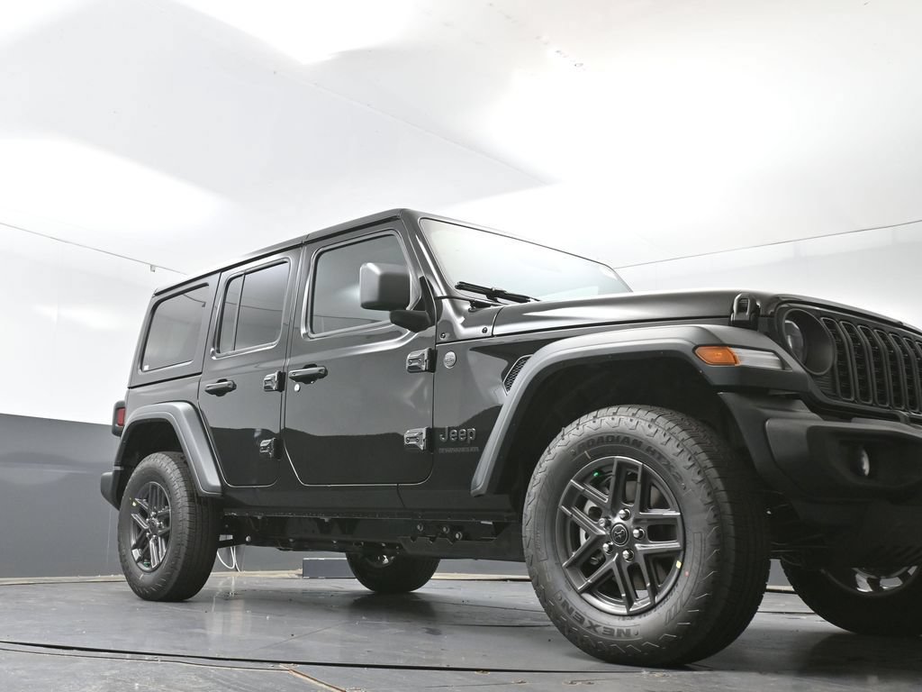 New 2026 Jeep Wrangler Unlimited Sport AWD/4WD image 36