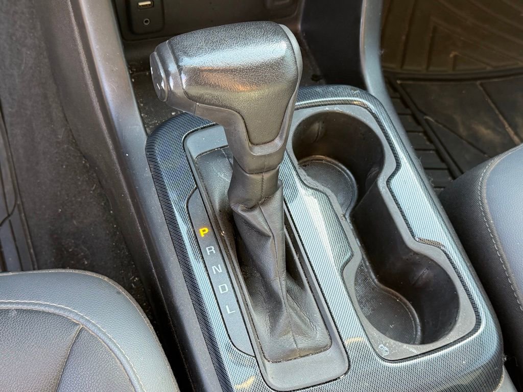 Used 2017 Chevrolet Colorado Z71 AWD/4WD image 18
