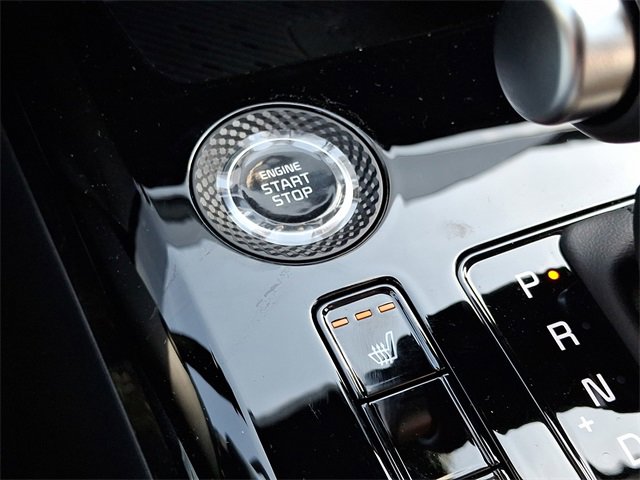 New 2025 Kia Niro EX Touring image 14