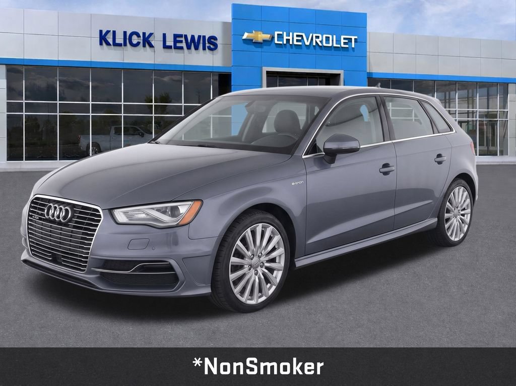 Used 2016 Audi A3 e-tron Prestige FWD image 3