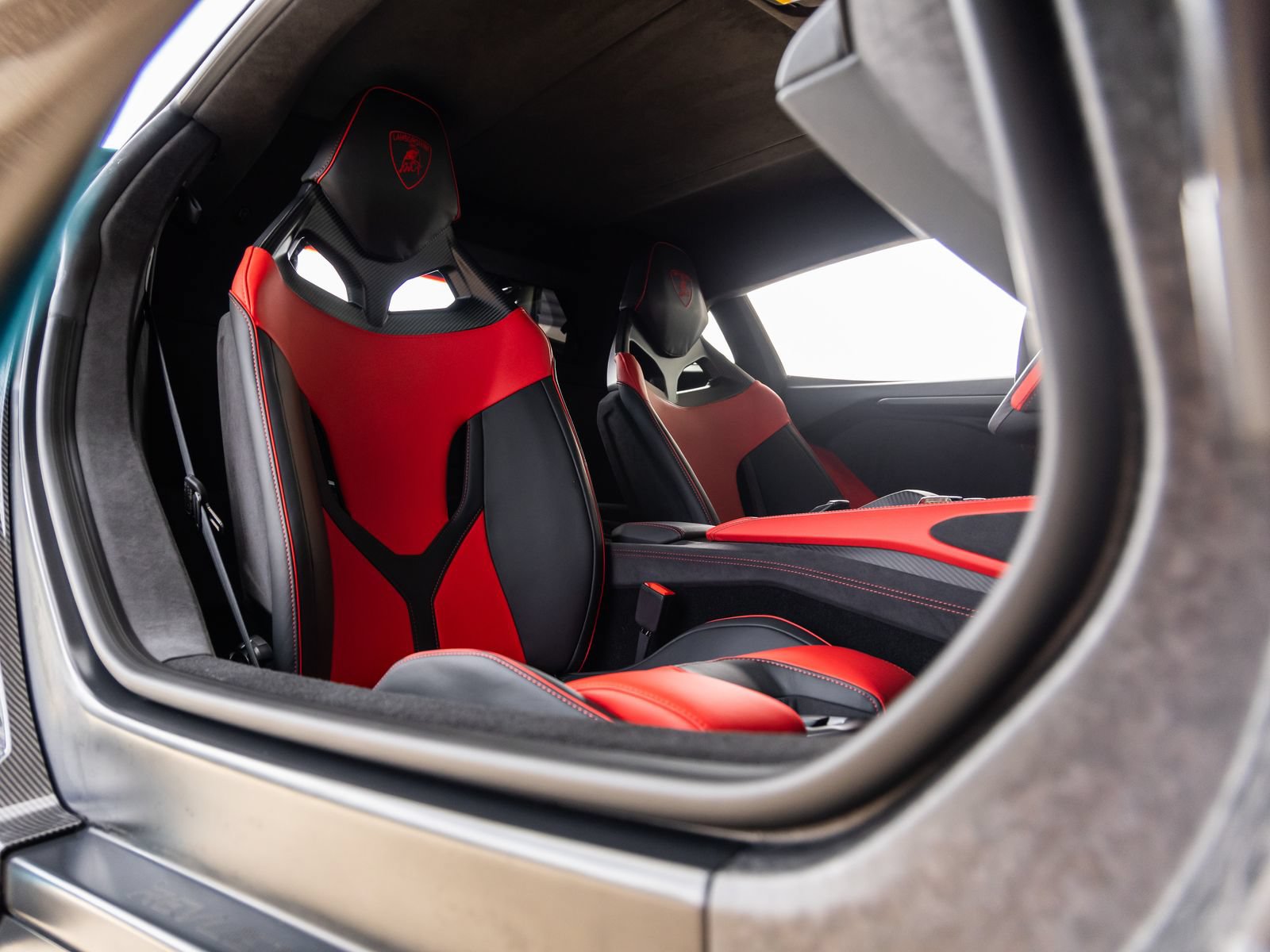 Used 2026 Lamborghini Revuelto AWD/4WD image 54