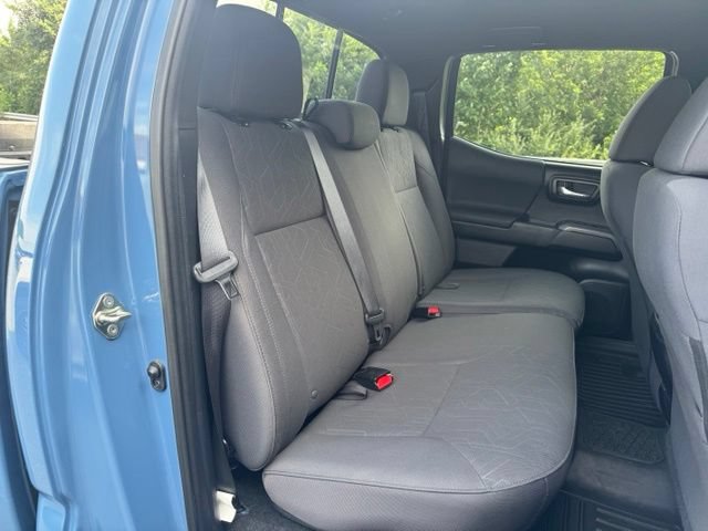 Used 2019 Toyota Tacoma TRD Sport AWD/4WD image 26