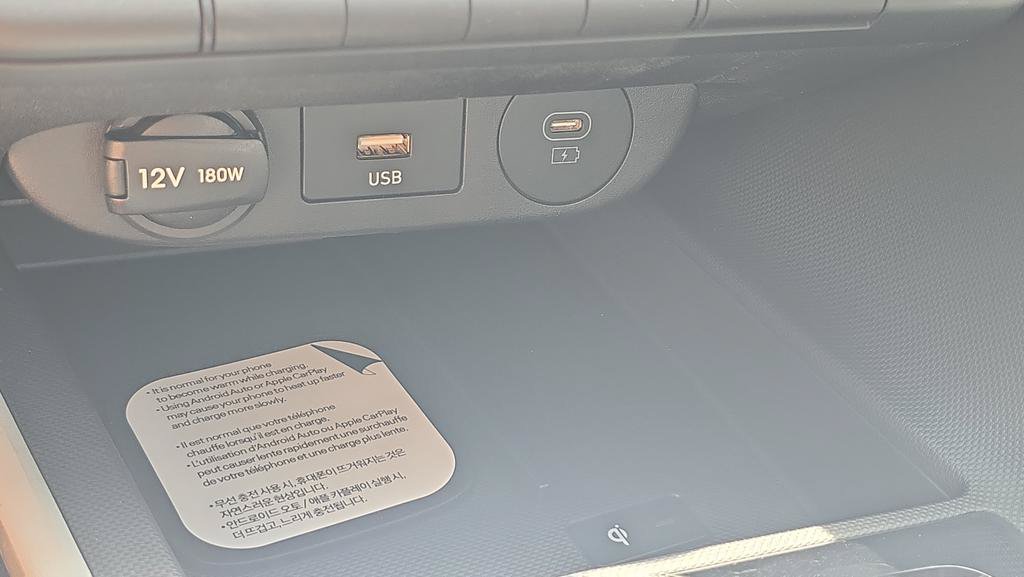 New 2026 Hyundai Elantra Limited FWD image 29