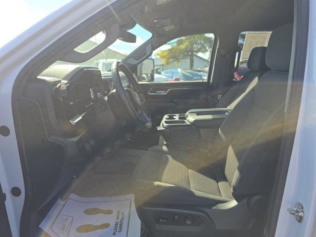 Used 2024 Chevrolet Silverado 2500 LT AWD/4WD image 29