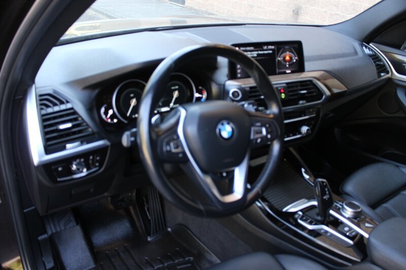Used 2019 BMW X3 xDrive30i w/ Driving Assistance Package AWD/4WD image 9