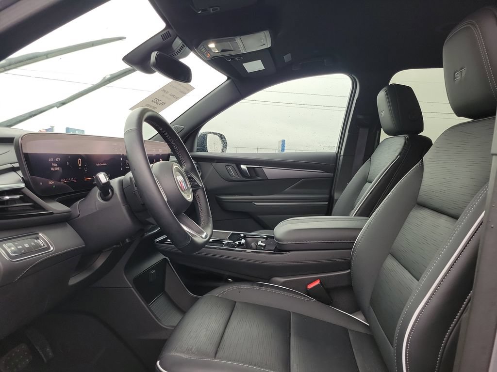 Used 2025 Buick Enclave Sport Touring w/ LPO, All-Weather Package FWD image 18