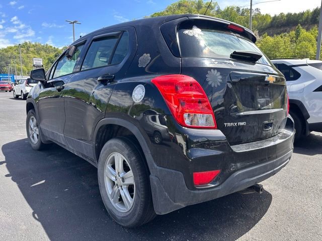 Used 2017 Chevrolet Trax LS w/ LPO, Protection Package AWD/4WD image 5