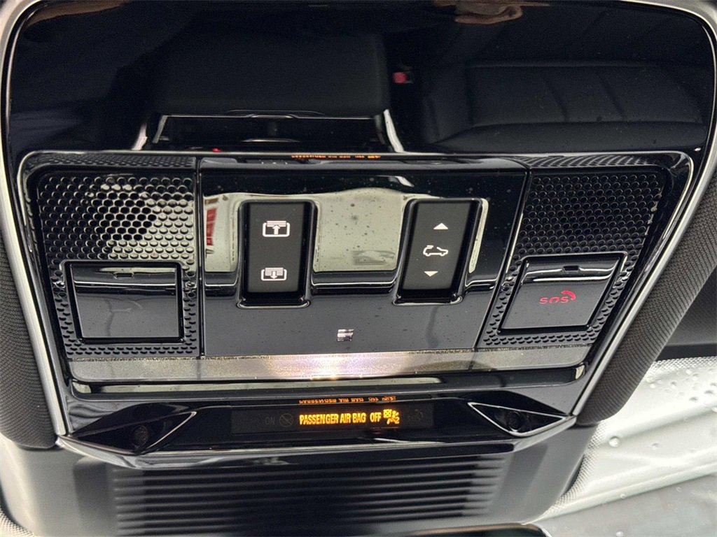 Used 2025 Land Rover Range Rover Sport Dynamic SE image 22