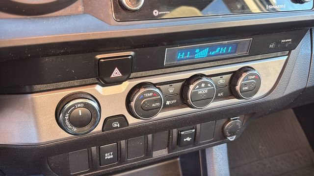 Used 2023 Toyota Tacoma SR image 21