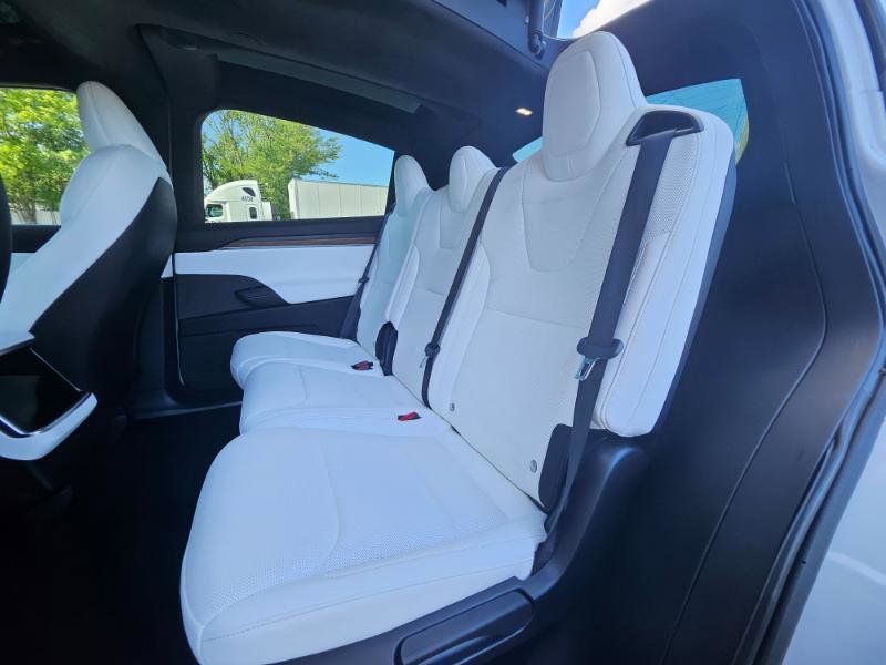 Used 2023 Tesla Model X image 62