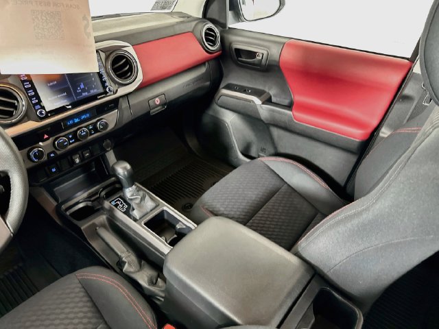Certified 2023 Toyota Tacoma SR5 AWD/4WD image 26
