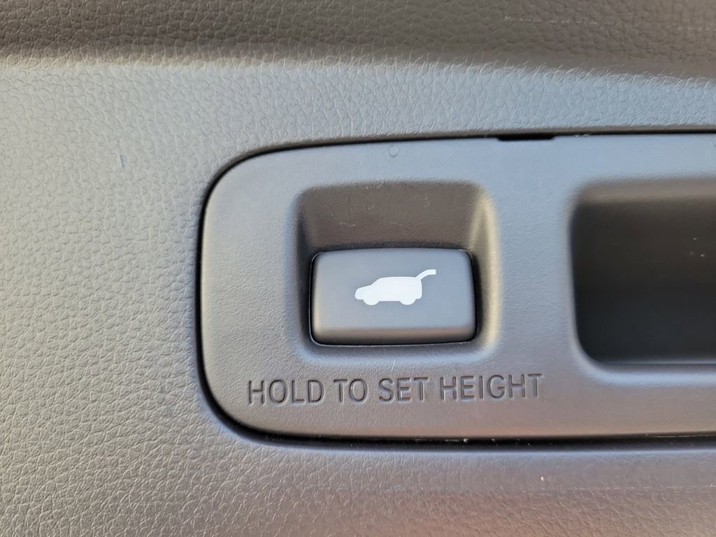 Used 2024 Honda CR-V Sport Touring image 14