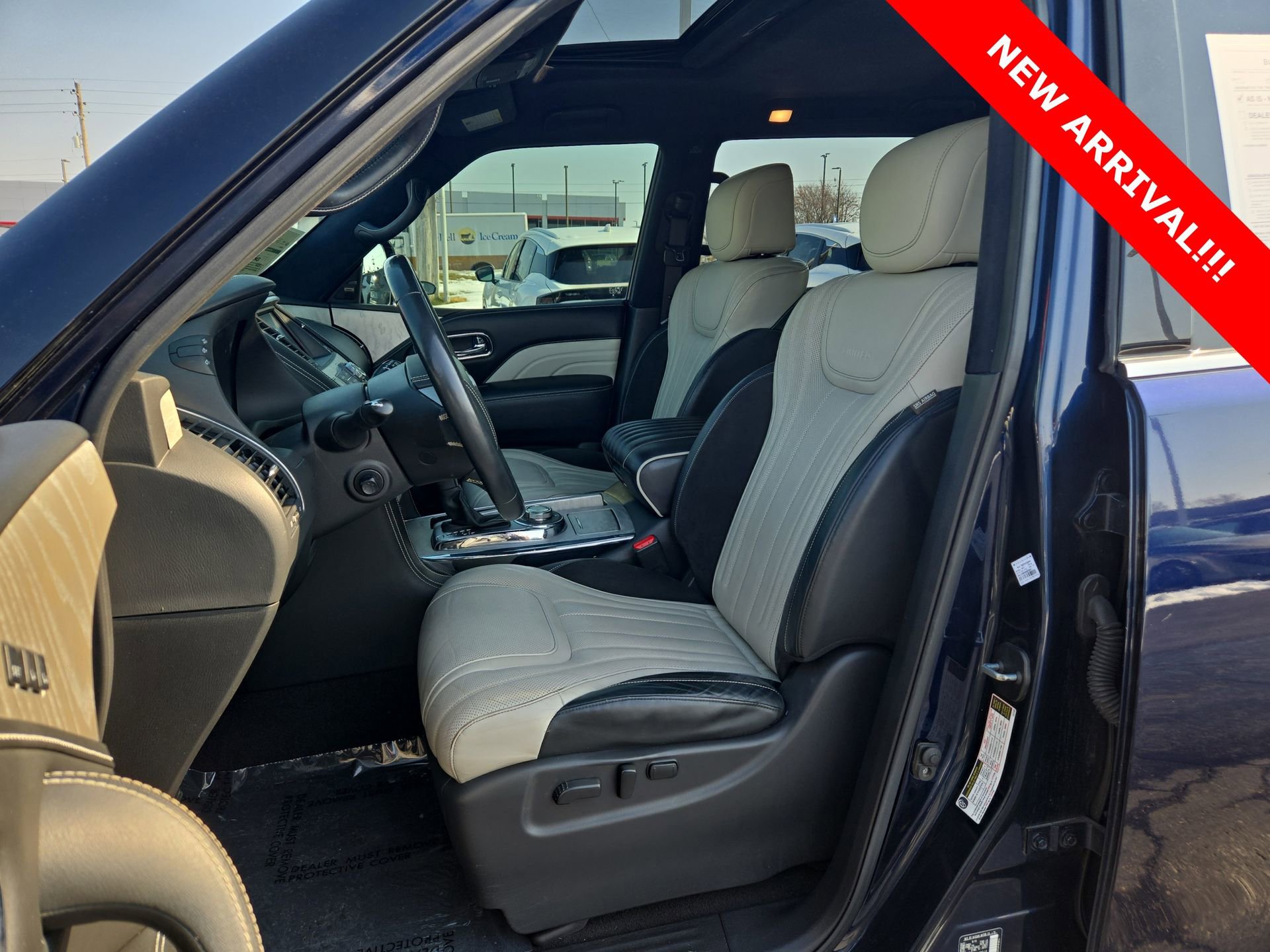 Used 2019 INFINITI QX80 Limited w/ All-Season Package image 10