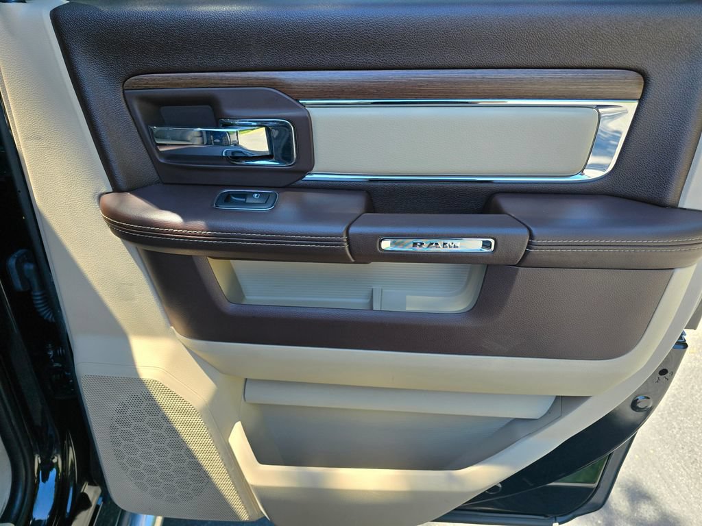 Used 2015 RAM 2500 Laramie w/ Convenience Group AWD/4WD image 20
