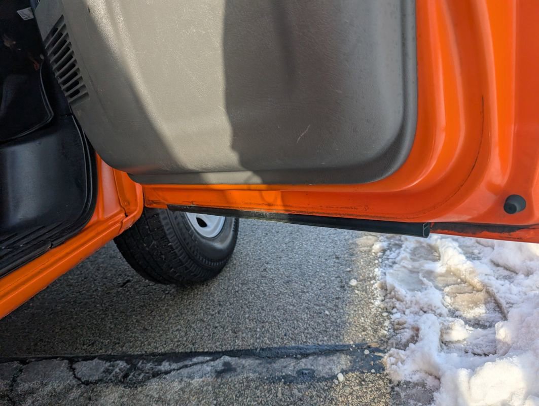 Used 2020 Chevrolet Express 2500 w/ Driver Convenience Package image 19