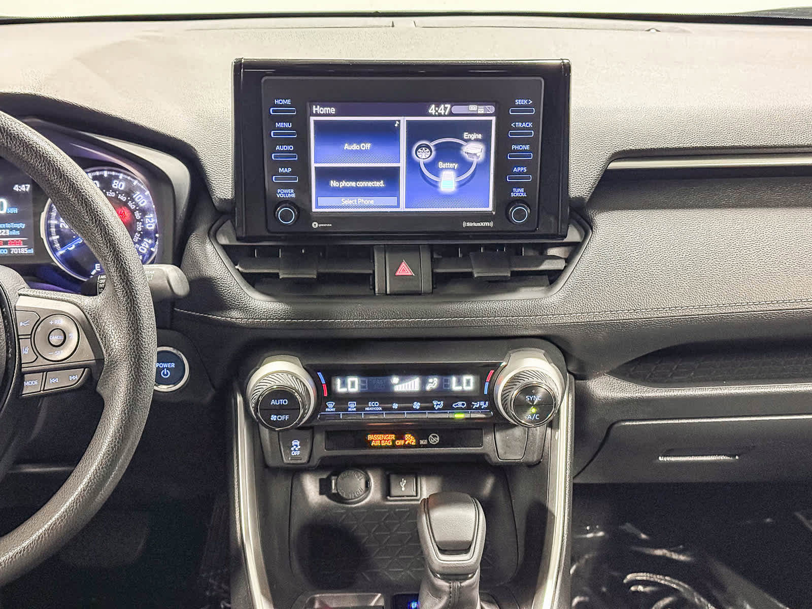 Certified 2020 Toyota RAV4 XLE w/ Carpet Mat Package AWD/4WD image 14