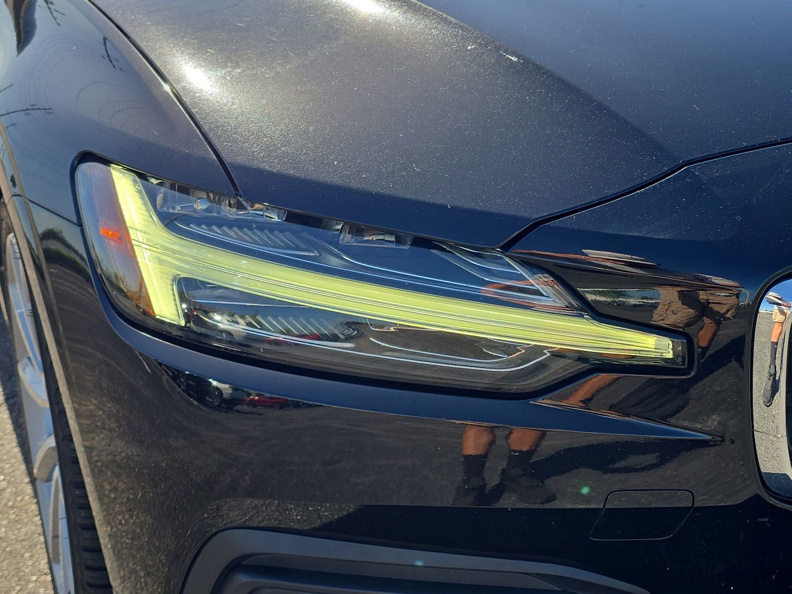 Used 2019 Volvo S60 T5 Momentum w/ Premium Package image 7