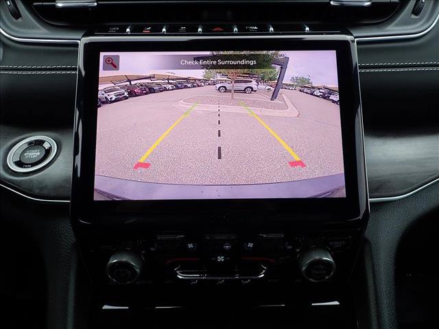 Used 2022 Jeep Grand Cherokee L Overland w/ Luxury Tech Group IV AWD/4WD image 19