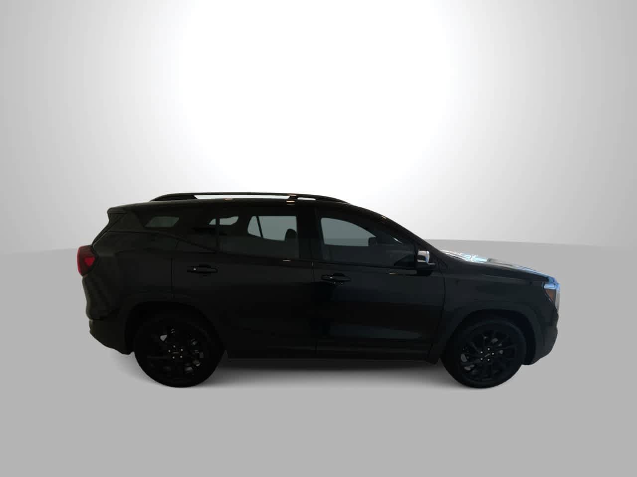 Used 2024 GMC Terrain SLT w/ Tech Package AWD/4WD image 9