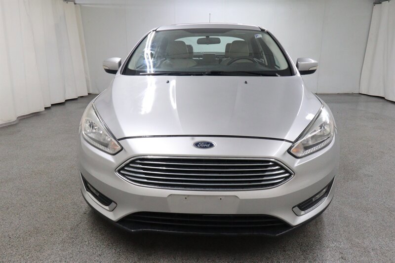 Used 2017 Ford Focus Titanium FWD image 2