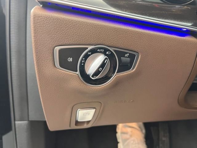 Used 2019 Mercedes-Benz E 300 image 42