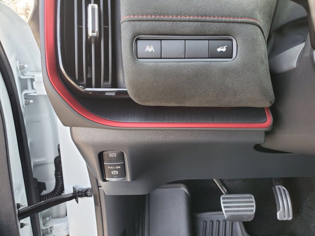 New 2026 Nissan Armada NISMO AWD/4WD image 22