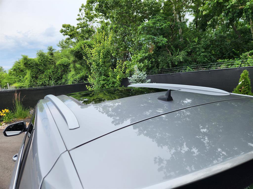 Certified 2022 Volkswagen Atlas Cross Sport SEL Premium R-Line image 26