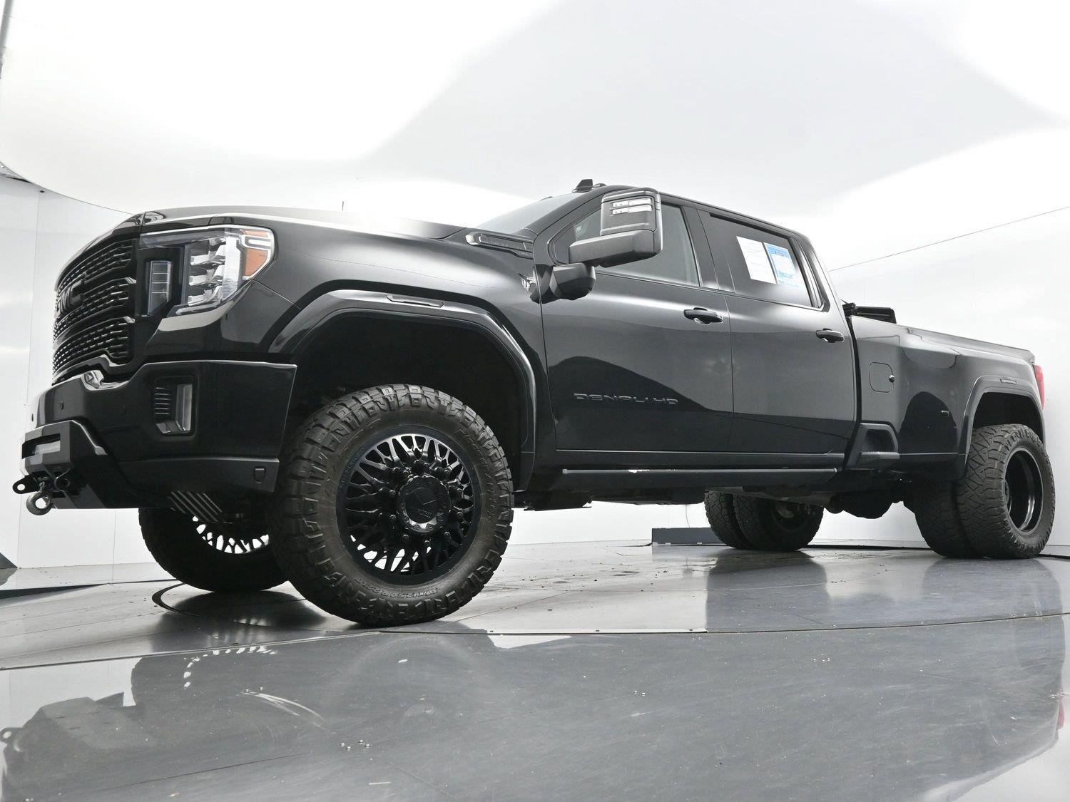Used 2022 GMC Sierra 3500 Denali w/ Denali Ultimate Package AWD/4WD image 51