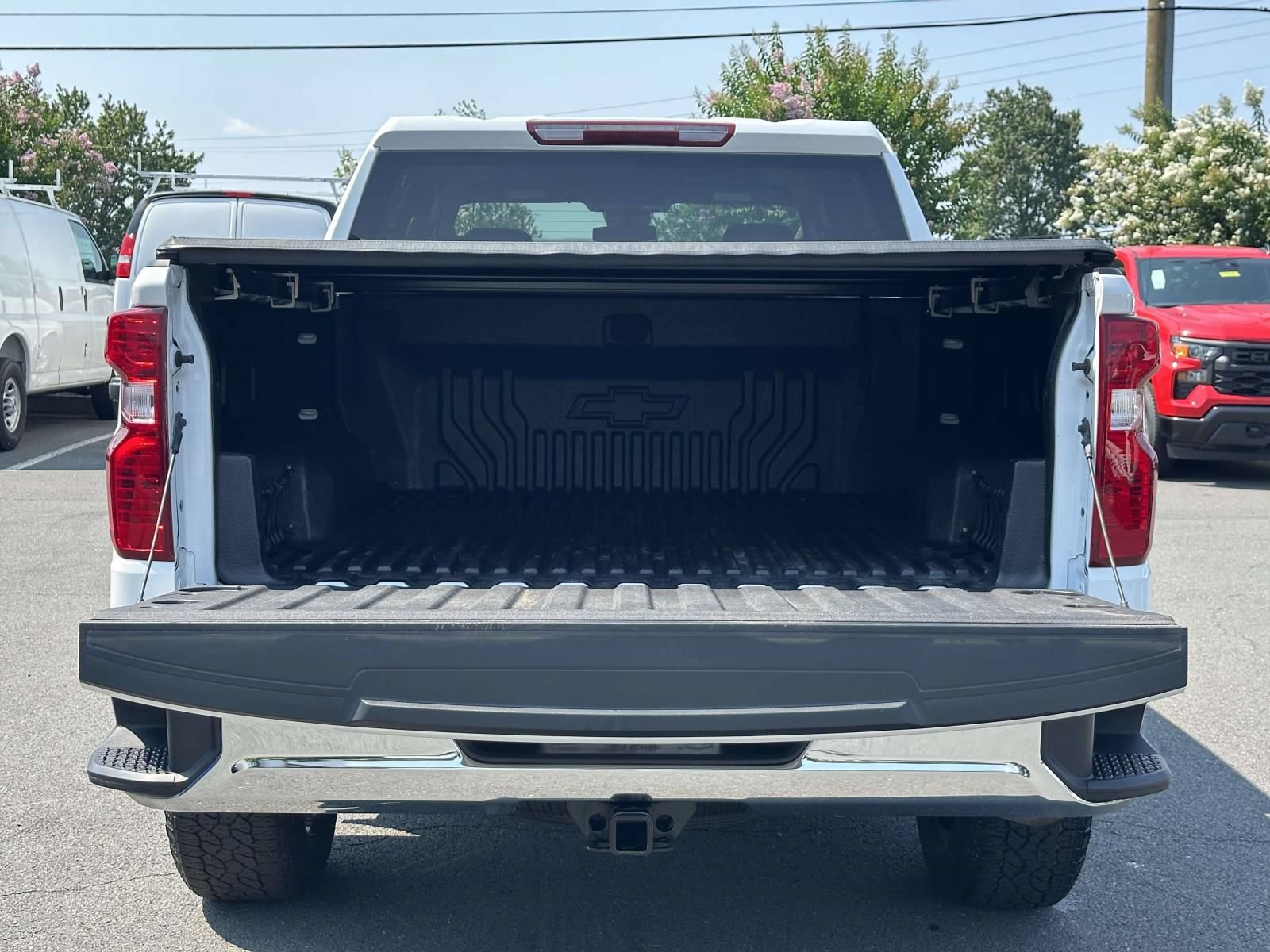 Certified 2024 Chevrolet Silverado 1500 LT AWD/4WD image 26