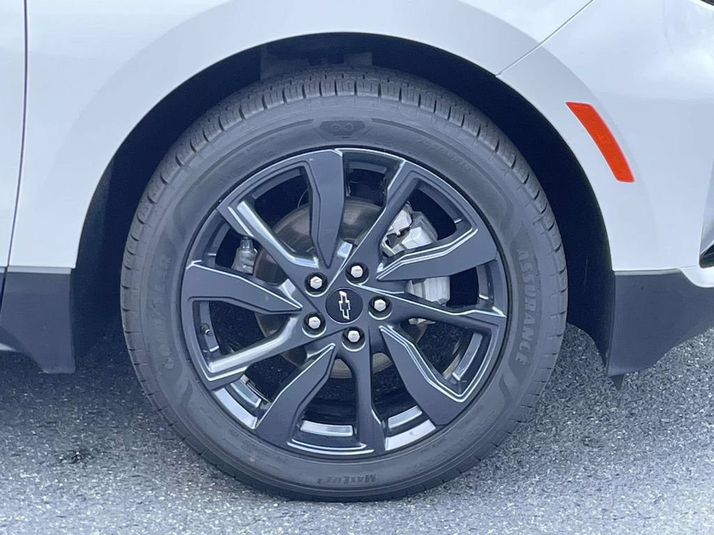 Used 2024 Chevrolet Equinox RS FWD image 10