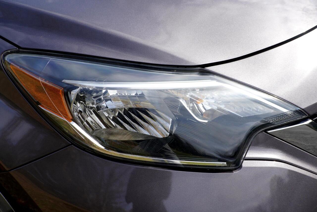 Used 2018 Nissan Versa Note S image 9