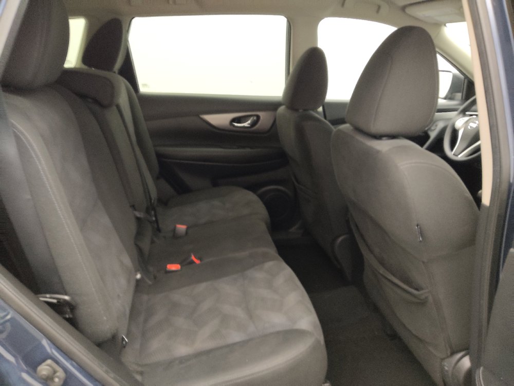 Used 2016 Nissan Rogue SV AWD/4WD image 21
