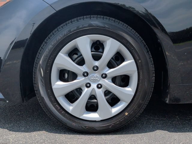 Used 2024 Toyota Corolla LE FWD image 10