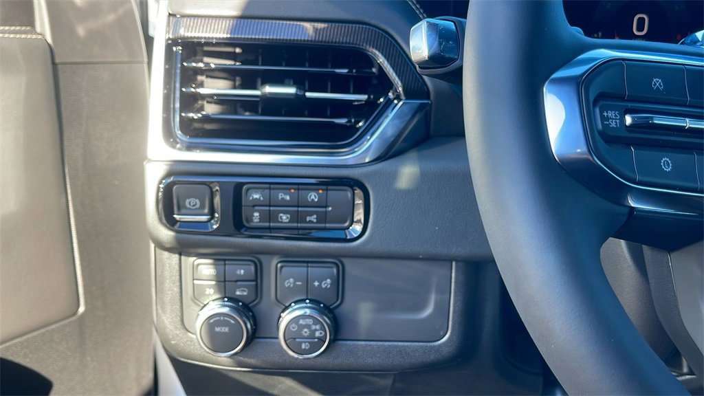 New 2026 GMC Yukon Elevation image 20