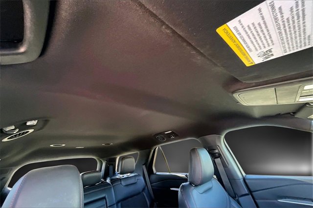 Used 2025 Ford Explorer ST-Line w/ Premium Package image 16