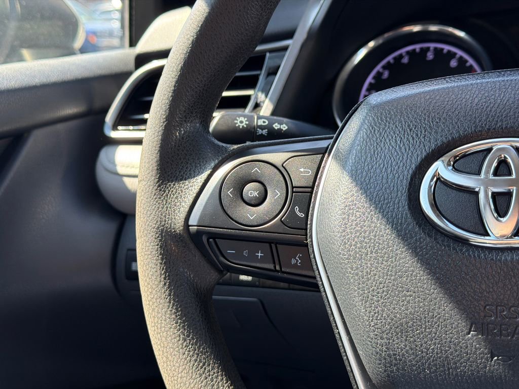 Used 2019 Toyota Camry LE image 18